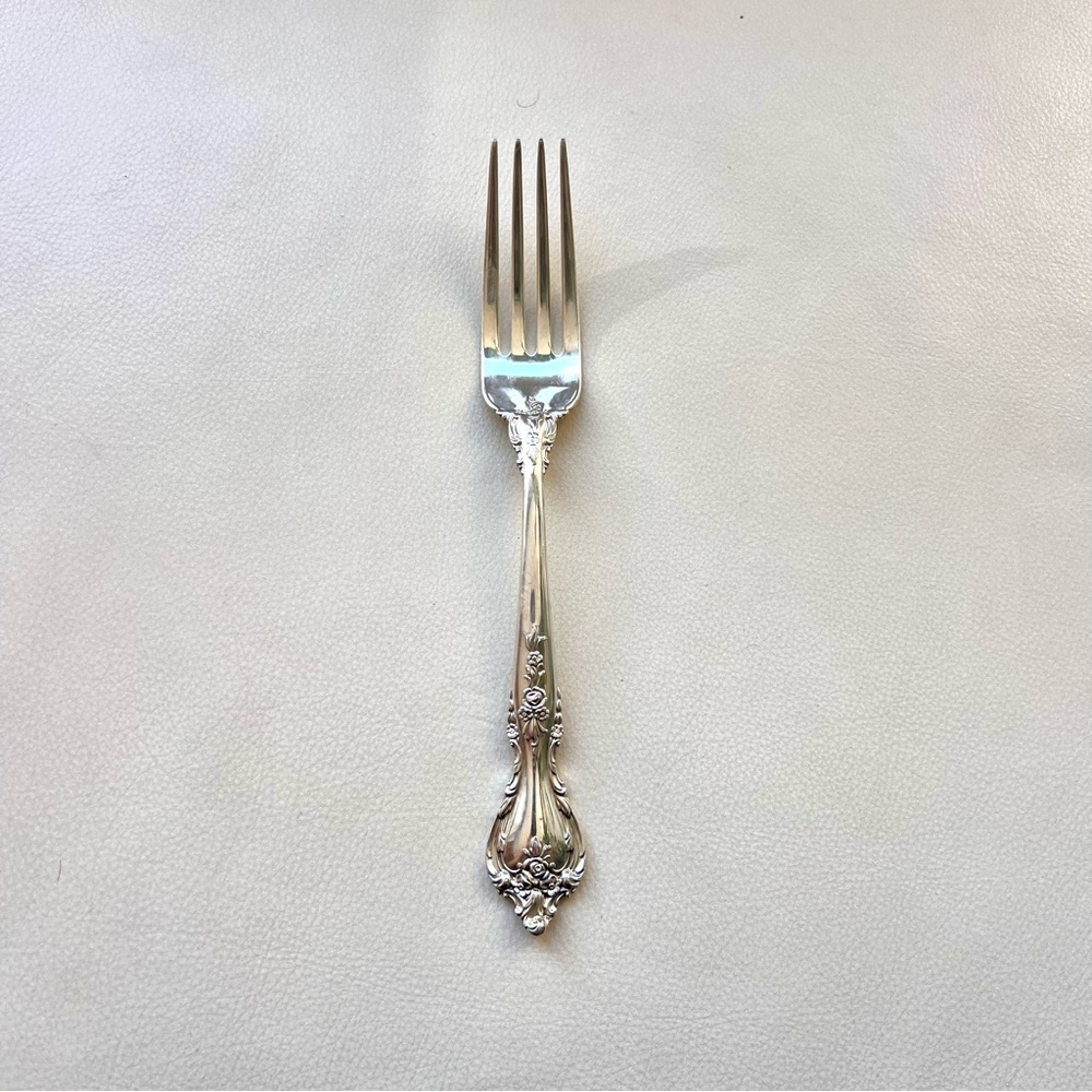 Lunt Silversmith Delacourt Sterling Silver Fork